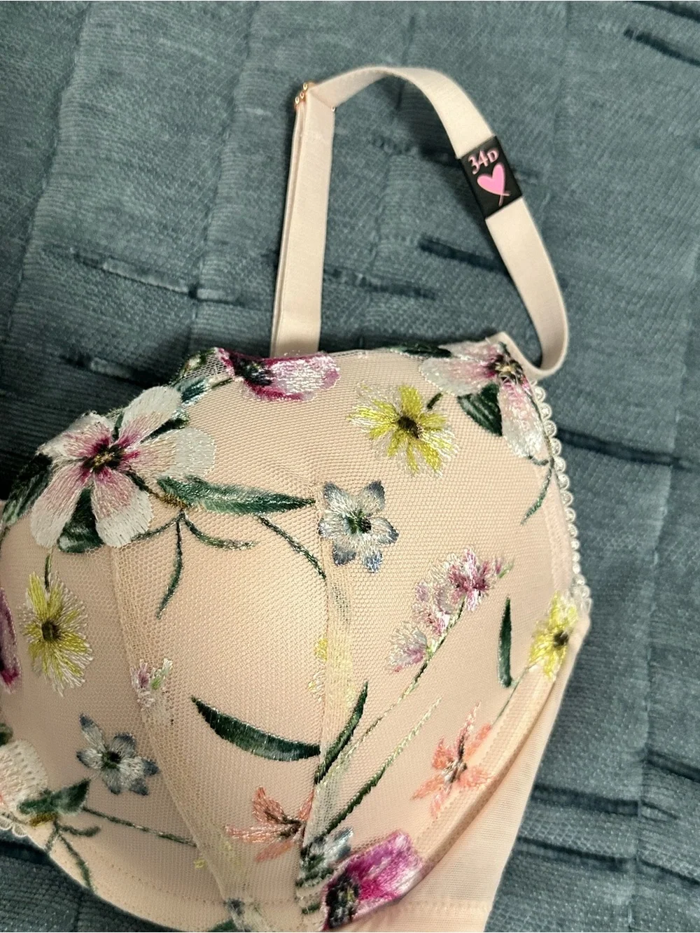 Victoria's Secret Dream Angels Floral Embroidered Set